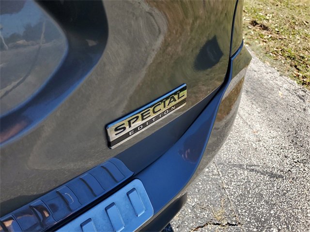 Used 2019 Nissan Rogue S w/ Special Edition Package image 7