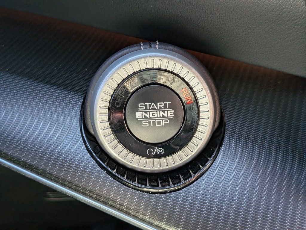 New 2026 Jeep Grand Wagoneer Summit image 38