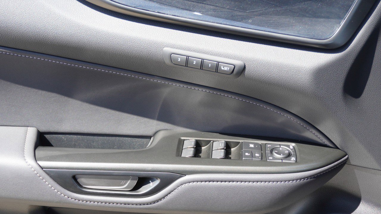 Certified 2024 Lexus NX 250 FWD image 22