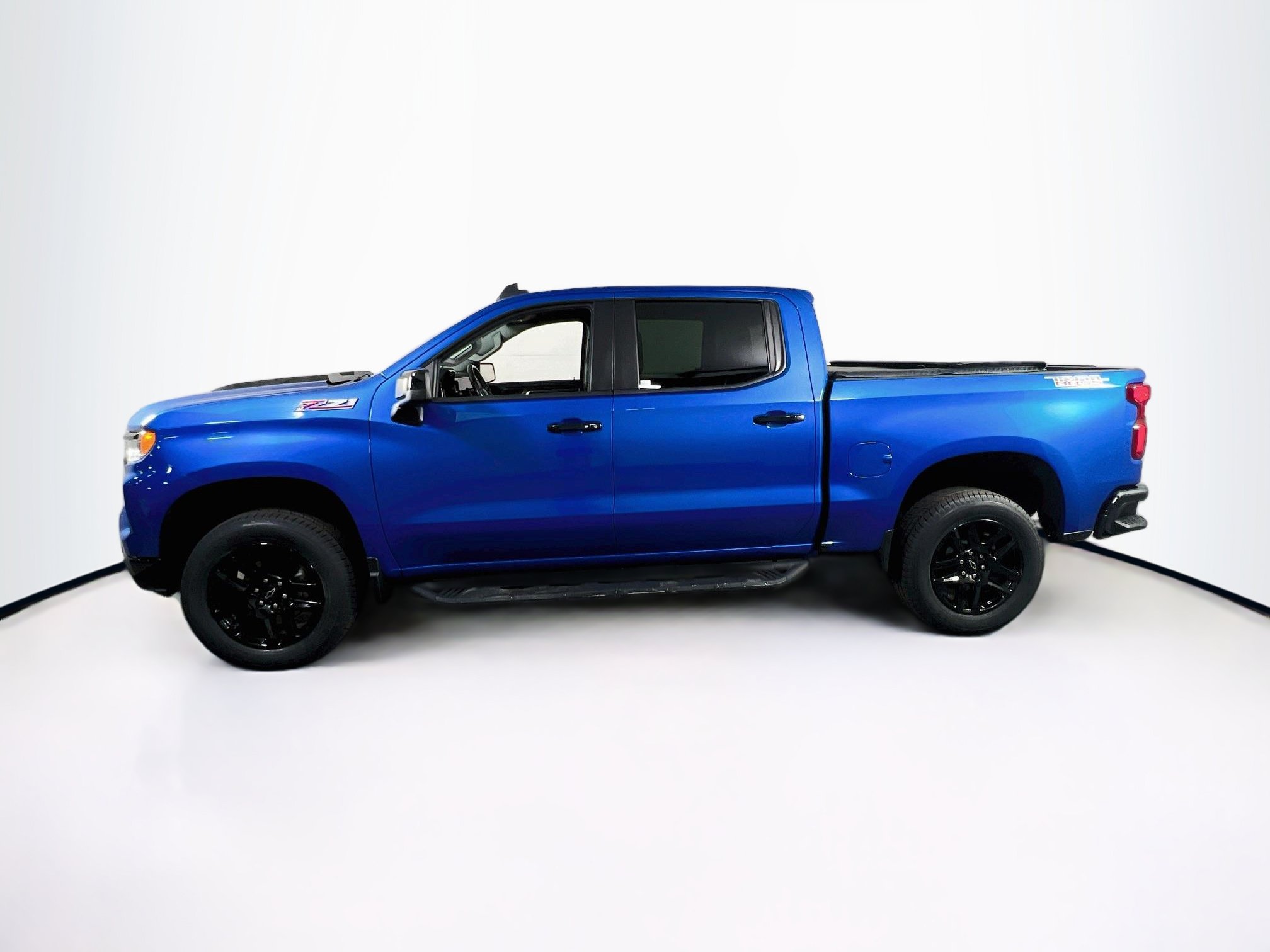 Used 2022 Chevrolet Silverado 1500 LT Trail Boss w/ Convenience Package II AWD/4WD image 8