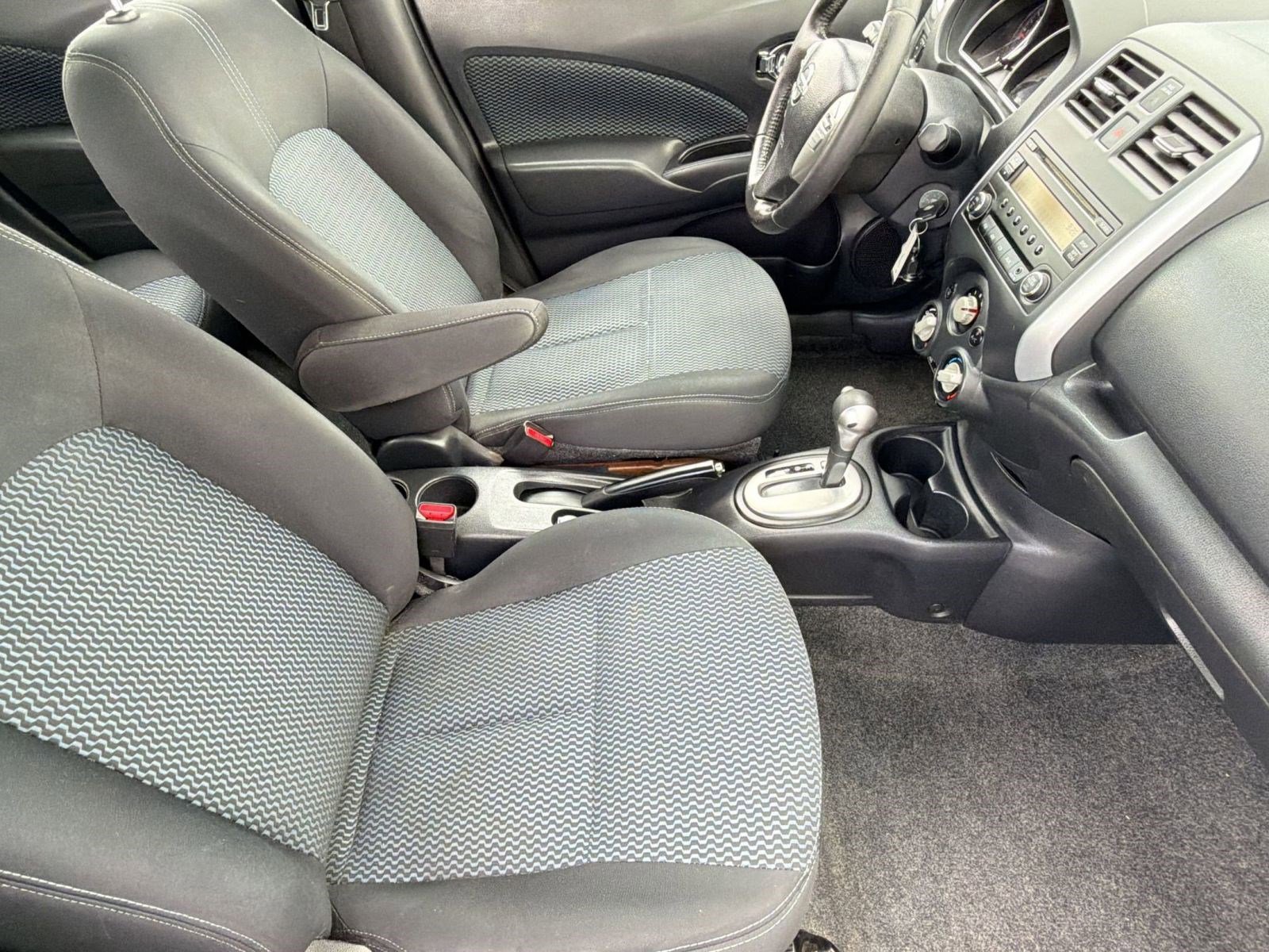 Used 2014 Nissan Versa Note SV FWD image 34