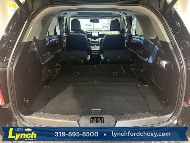 Used 2021 Ford Explorer XLT w/ Equipment Group 202A AWD/4WD image 24