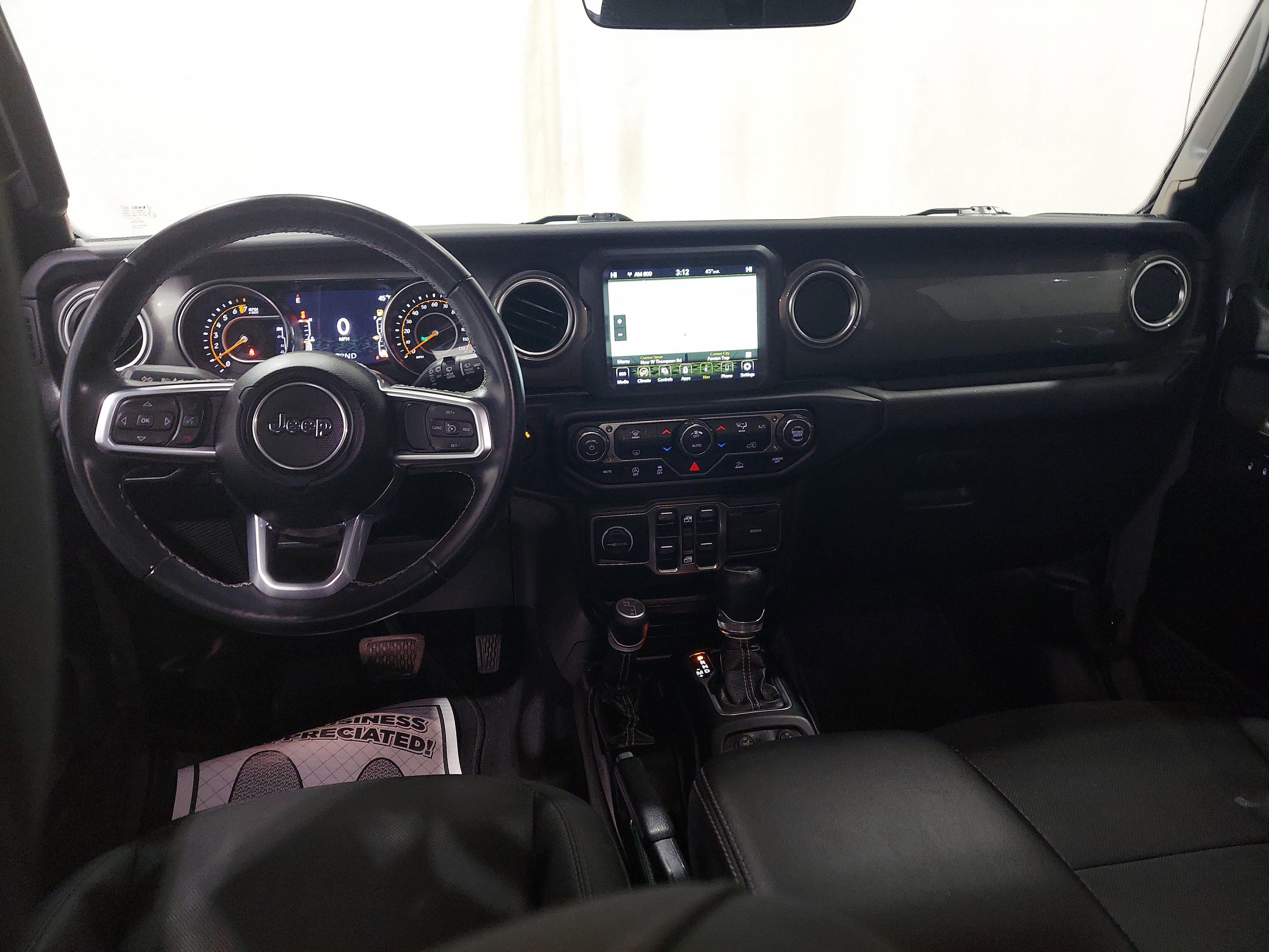 Used 2021 Jeep Wrangler Unlimited Sahara w/ Uconnect 4C Nav & Sound Group AWD/4WD image 11