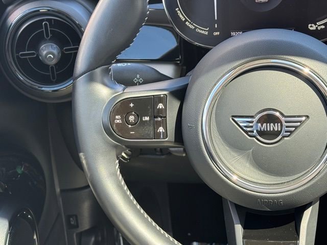 Used 2024 MINI Cooper SE FWD image 21