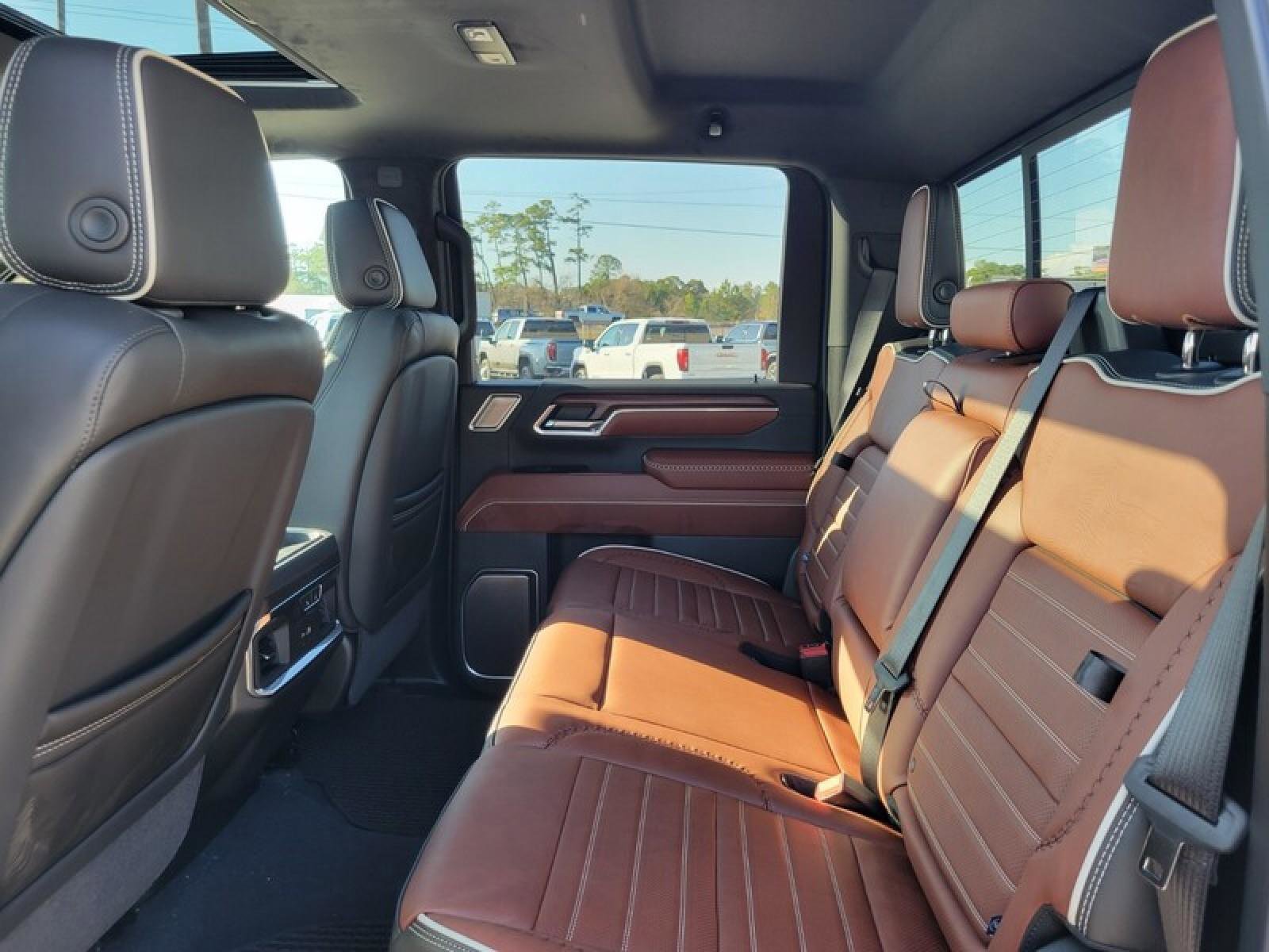 New 2026 GMC Sierra 3500 Denali Ultimate image 27