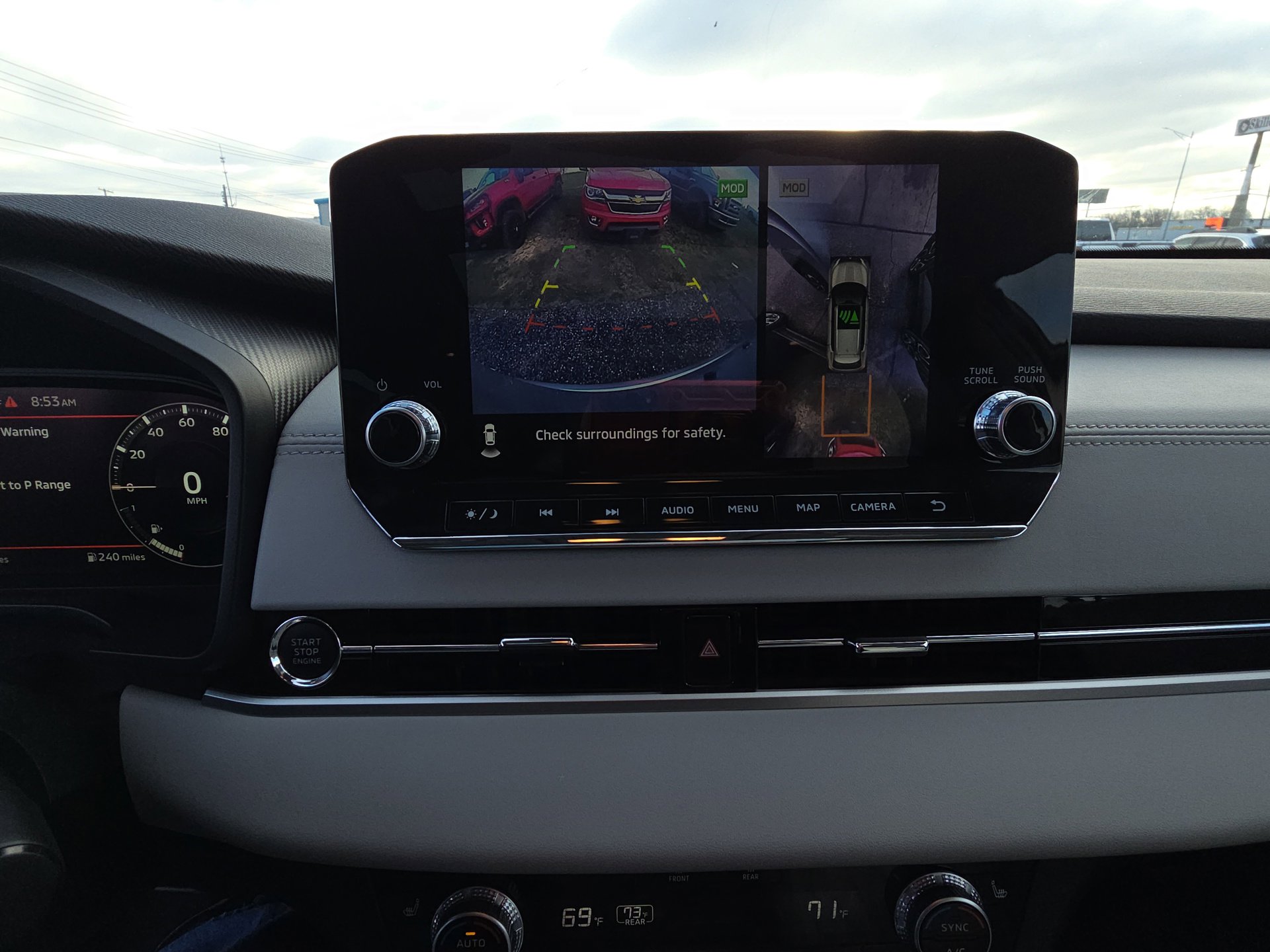 Used 2024 Mitsubishi Outlander SEL image 11