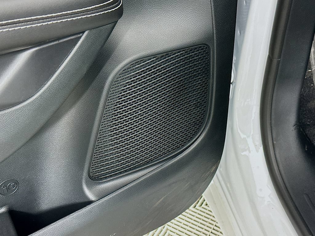 New 2026 Chrysler Voyager LX FWD image 24