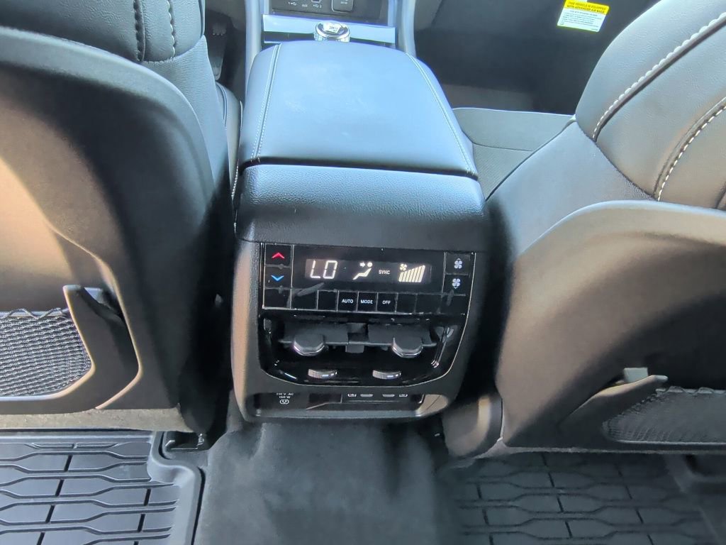 New 2026 Jeep Grand Cherokee L 2WD image 40