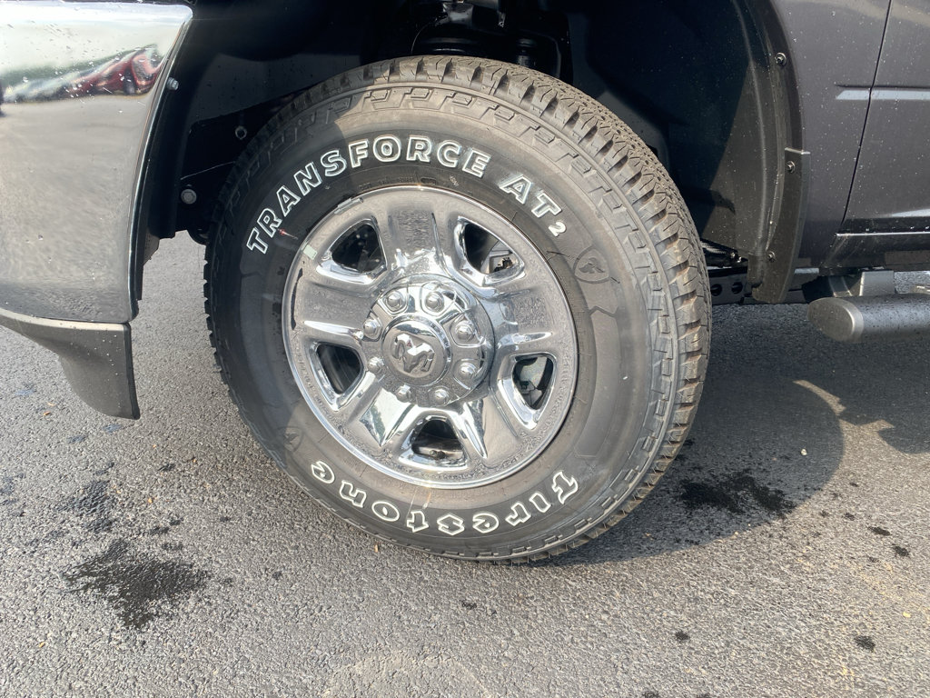 New 2026 RAM 2500 Tradesman AWD/4WD image 9