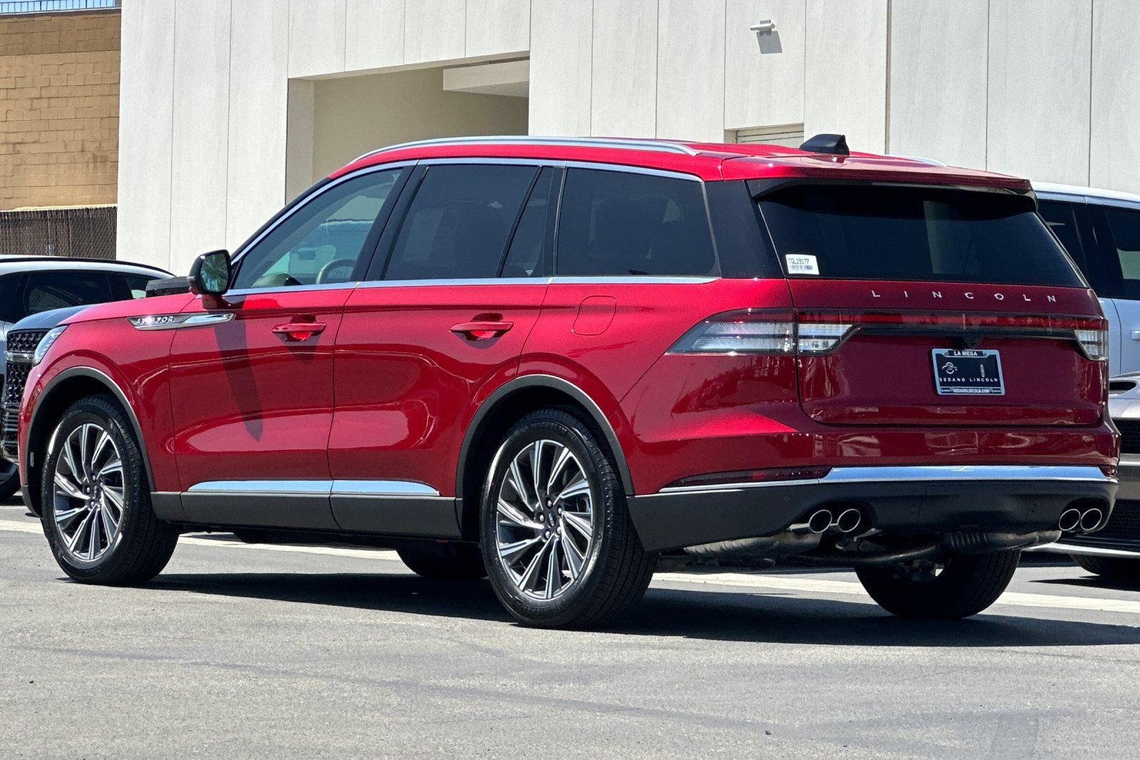 New 2026 Lincoln Aviator 2WD image 5