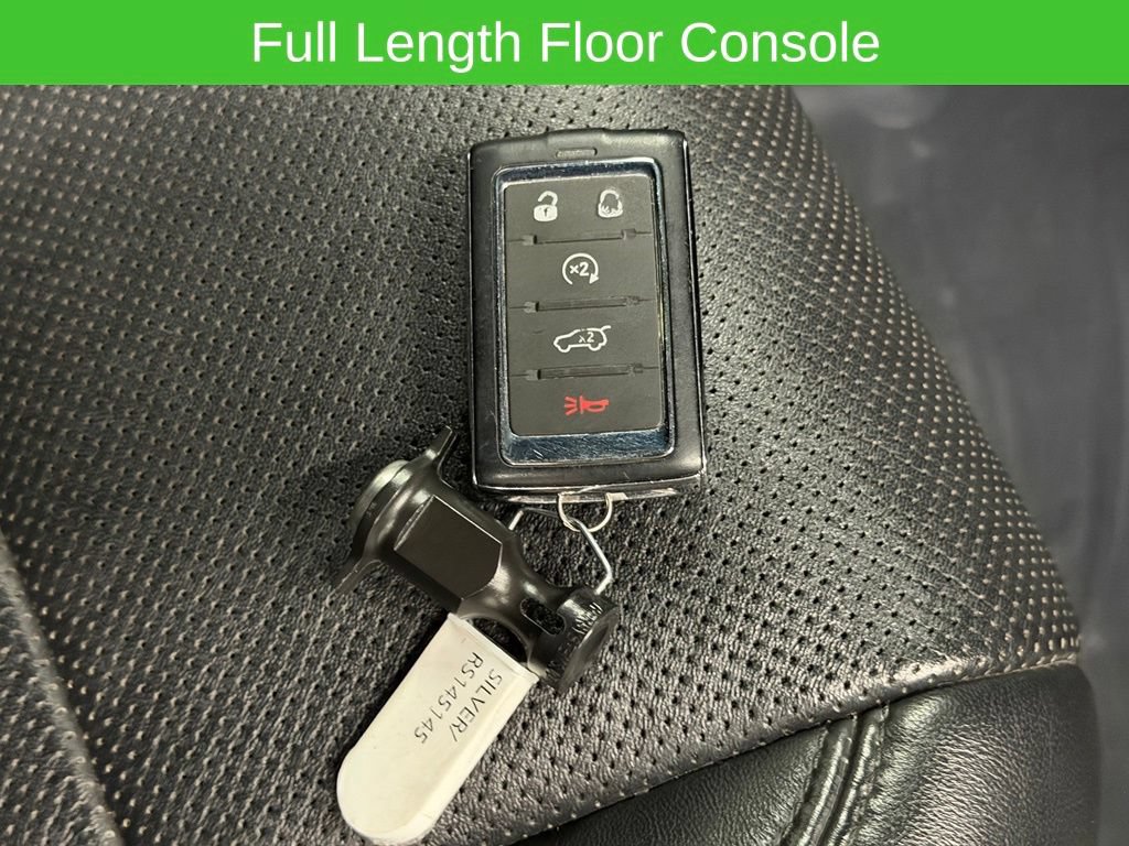 Used 2024 Jeep Wagoneer L Series II w/ Flexible Seating Group AWD/4WD image 24