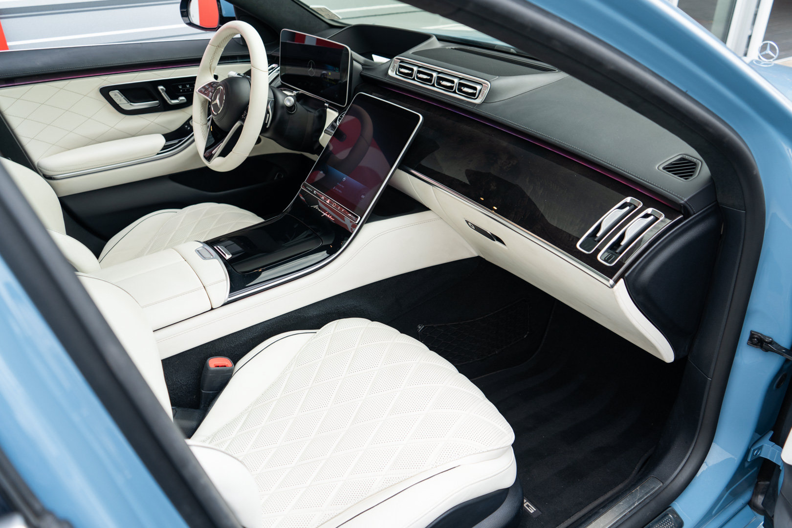 Used 2023 Mercedes-Benz S 500 4MATIC image 28
