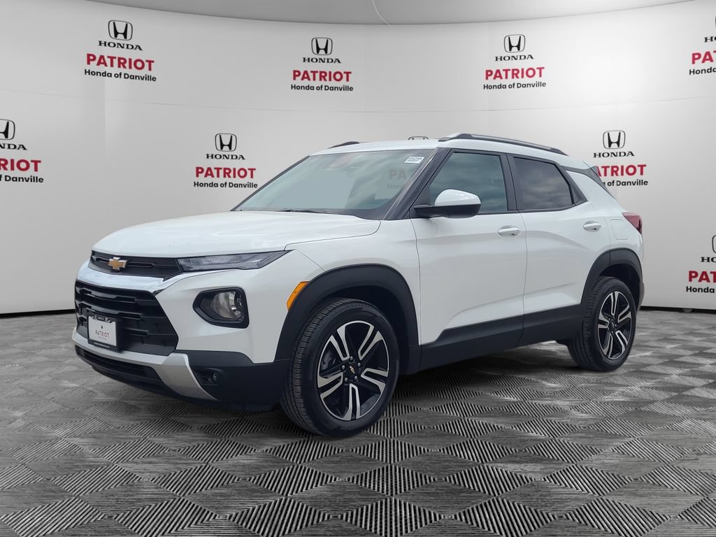Used 2023 Chevrolet TrailBlazer LT FWD image 1