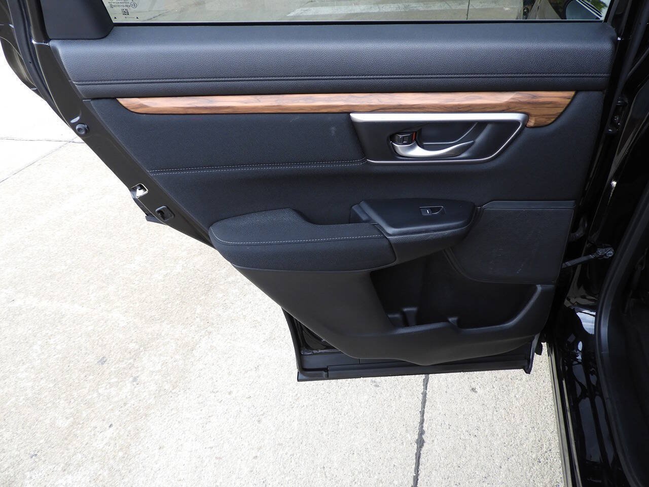 Used 2018 Honda CR-V EX image 23