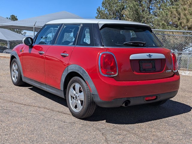 Used 2015 MINI Cooper 4-Door Hardtop image 4