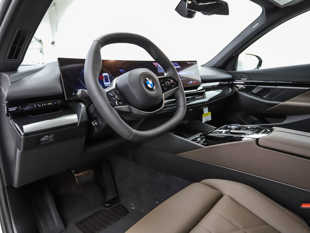 Certified 2025 BMW 530i xDrive w/ Premium Package image 10