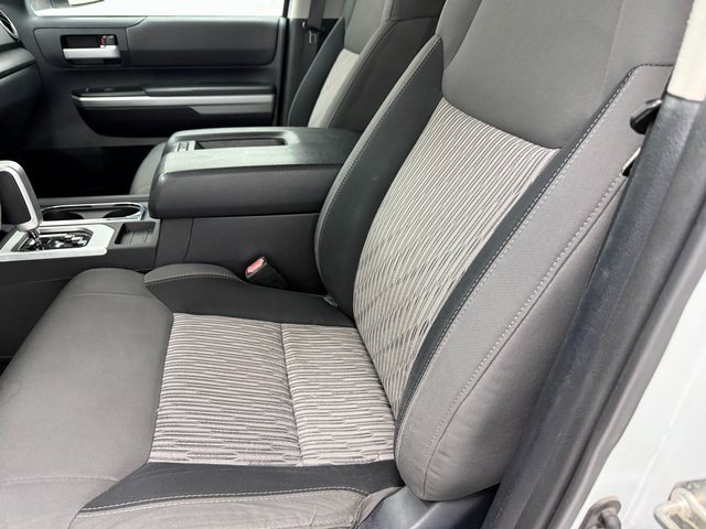 Used 2015 Toyota Tundra SR5 w/ SR5 Upgrade Package image 25