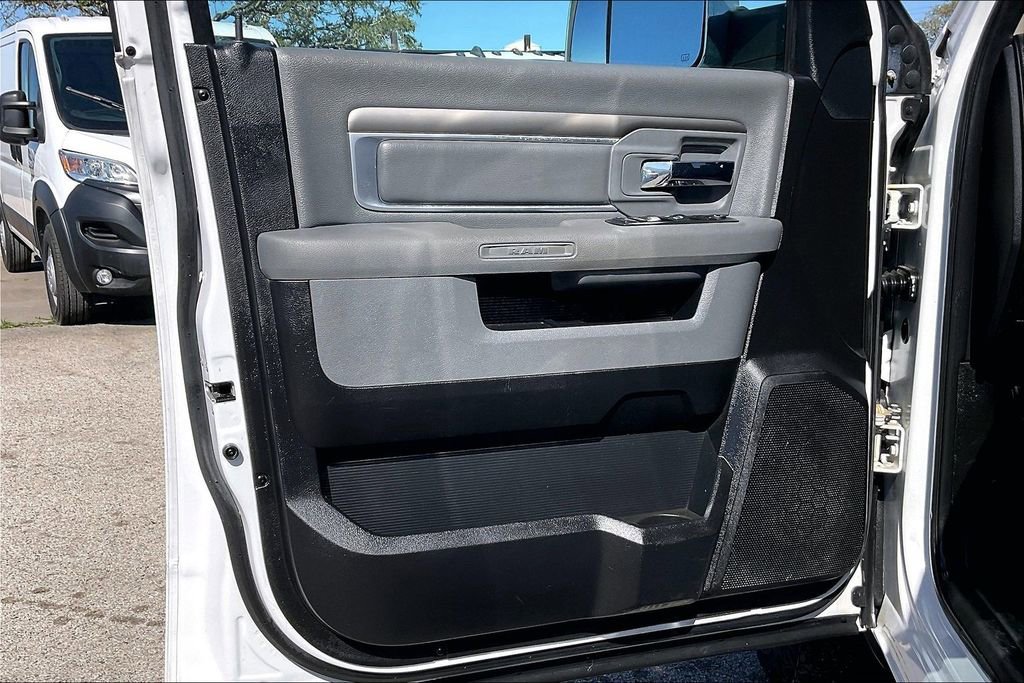 Used 2017 RAM 1500 Classic SLT image 16