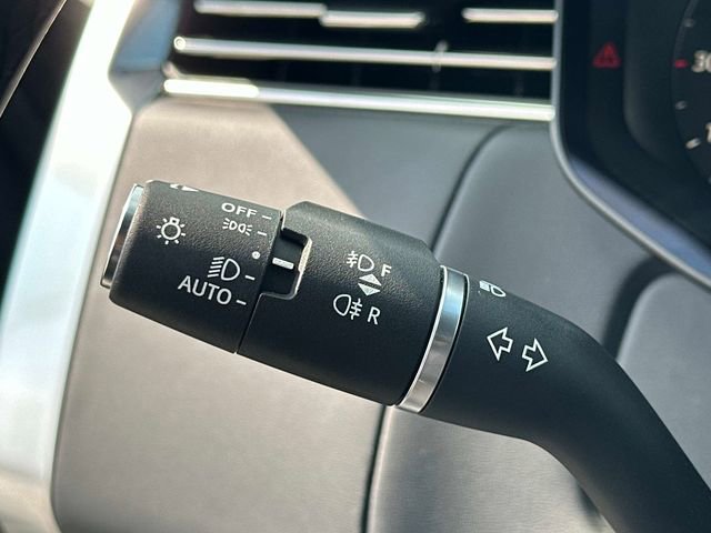 Used 2024 Land Rover Range Rover Autobiography image 10