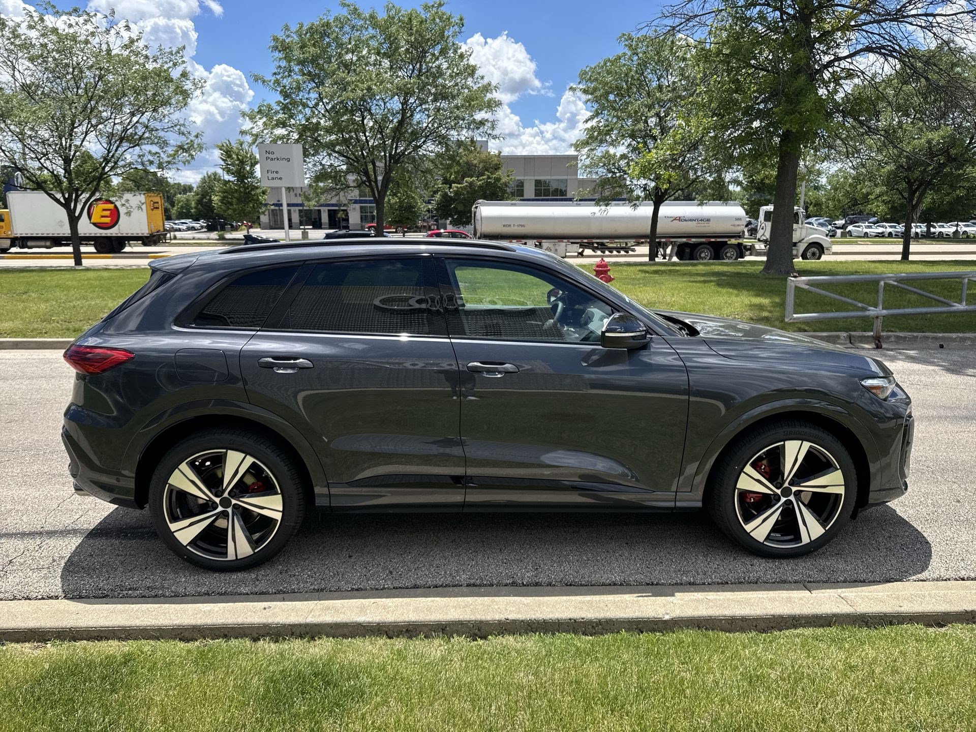 New 2026 Audi SQ5 Premium Plus AWD/4WD image 37
