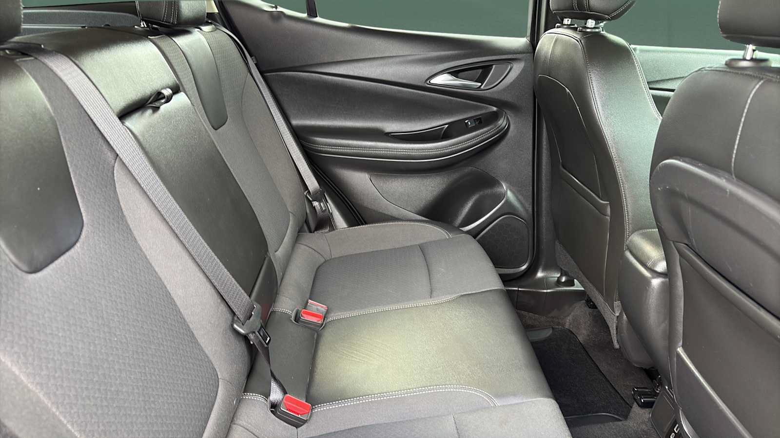 Used 2023 Buick Encore GX Select AWD/4WD image 22