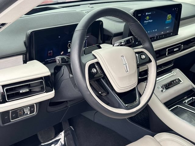Used 2025 Lincoln Aviator Reserve w/ Equipment Group 201A AWD/4WD image 22