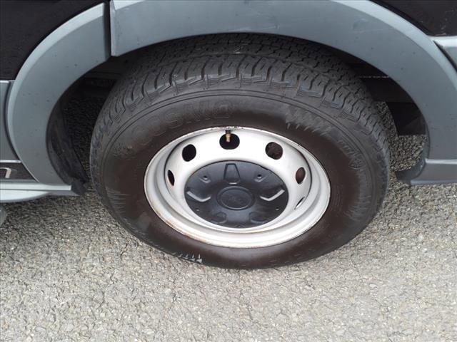 Used 2018 Ford Transit 350 XL image 6