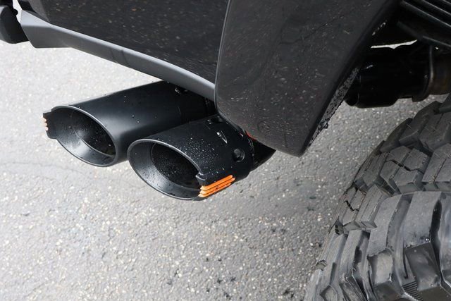 New 2026 Ford F250 Lariat w/ Black Appearance Package image 24