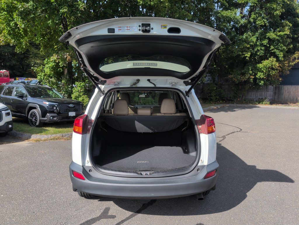 Used 2014 Toyota RAV4 Limited AWD/4WD image 32