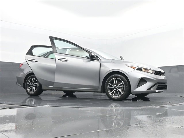 Used 2024 Kia Forte LXS w/ LXS Technology Package image 29