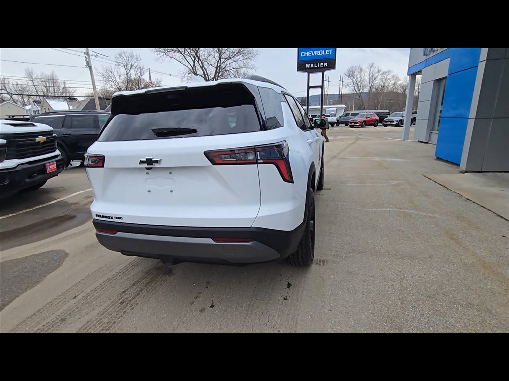 New 2026 Chevrolet Equinox LT image 8