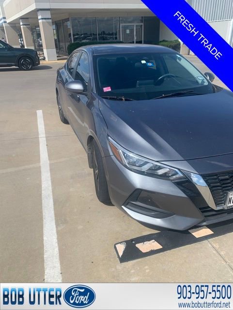 Used 2020 Nissan Sentra SV FWD image 2