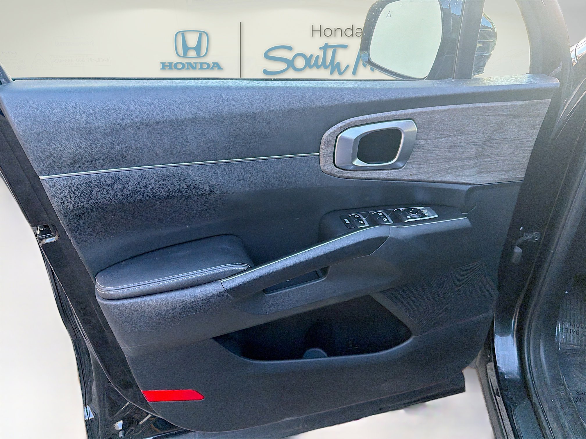 Used 2022 Kia Sorento S image 20