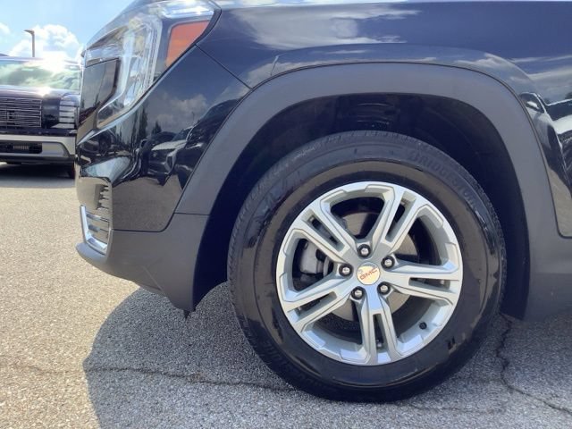 Used 2023 GMC Terrain SLE w/ Driver Convenience Package AWD/4WD image 38