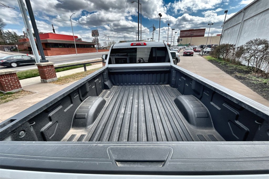 Used 2024 GMC Sierra 2500 Pro w/ Convenience Package image 29