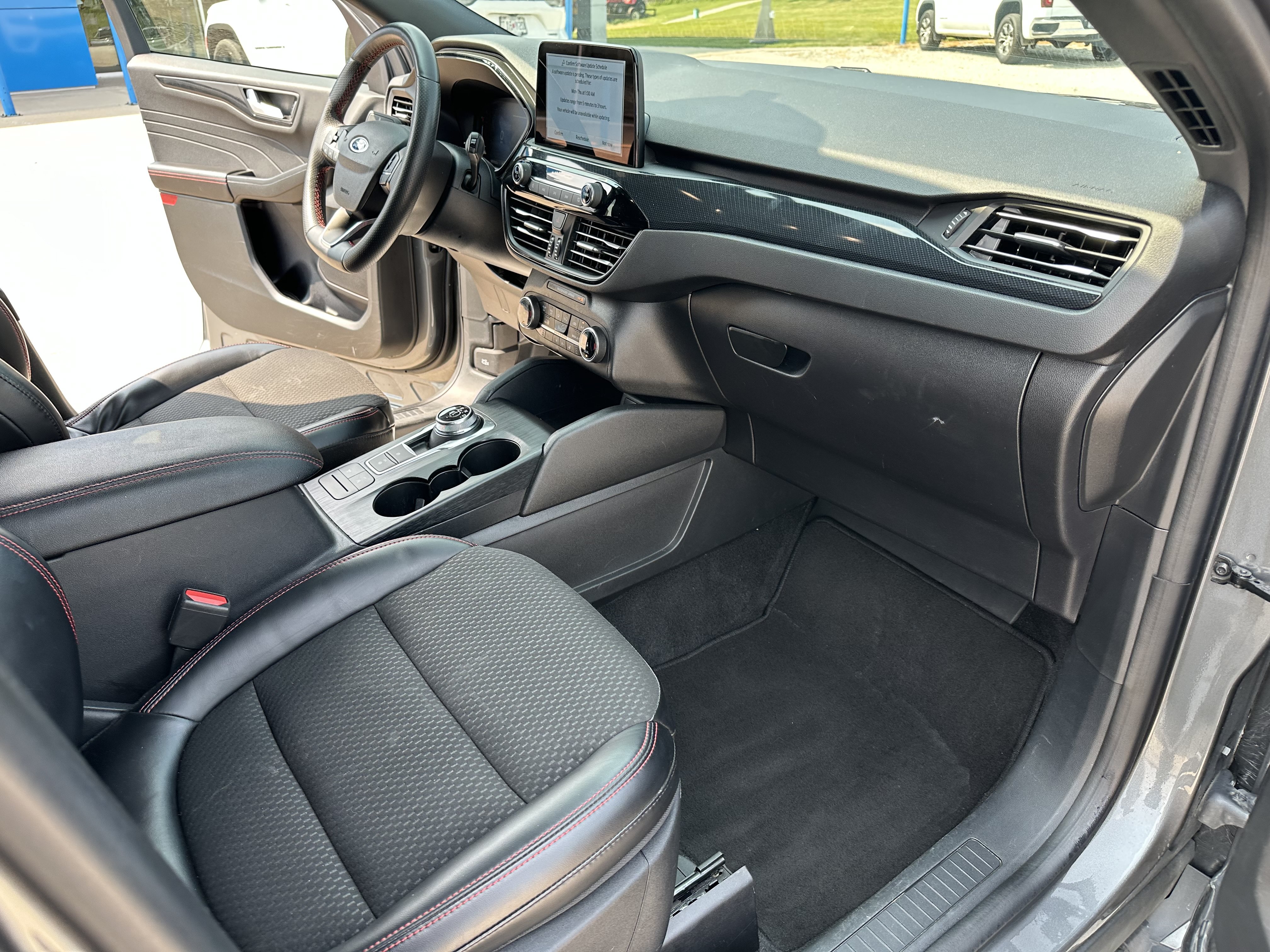 Used 2024 Ford Escape ST-Line AWD/4WD image 32