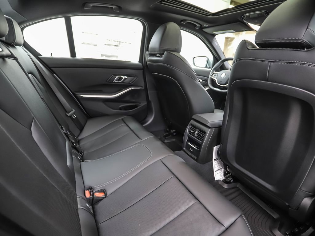 New 2026 BMW 330i xDrive Sedan w/ Convenience Package image 27