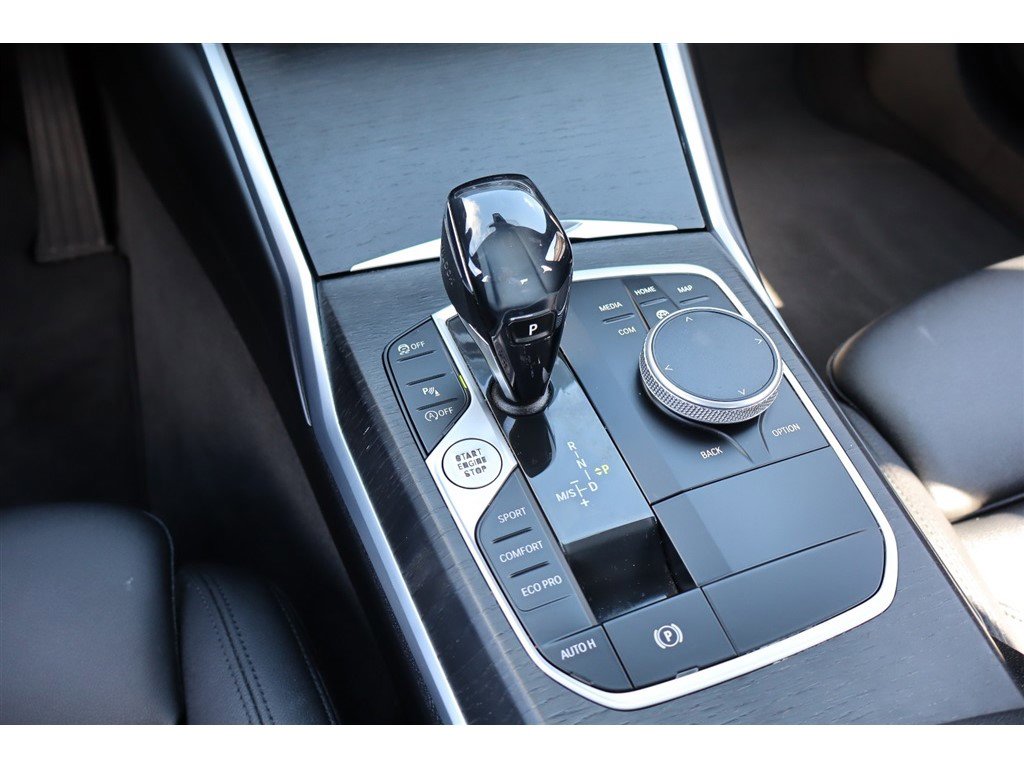 Used 2021 BMW 330i xDrive Sedan AWD/4WD image 24