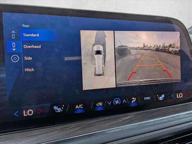 Used 2025 Chevrolet Suburban Z71 image 13