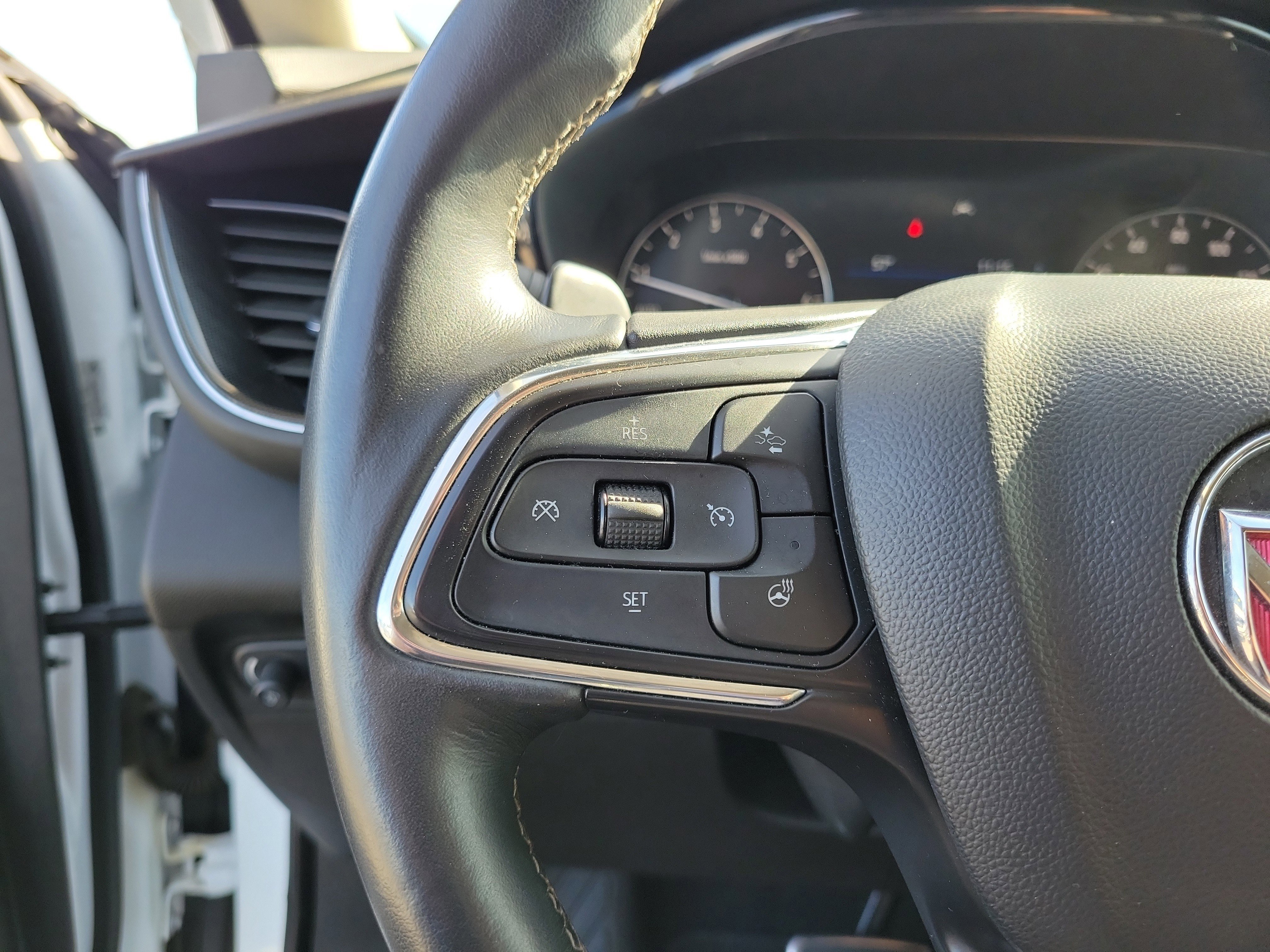 Used 2022 Buick Envision Preferred image 22