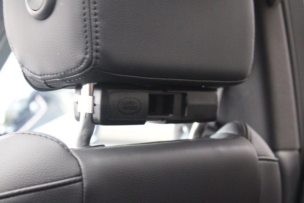 Certified 2025 Land Rover Range Rover Evoque Dynamic SE image 31