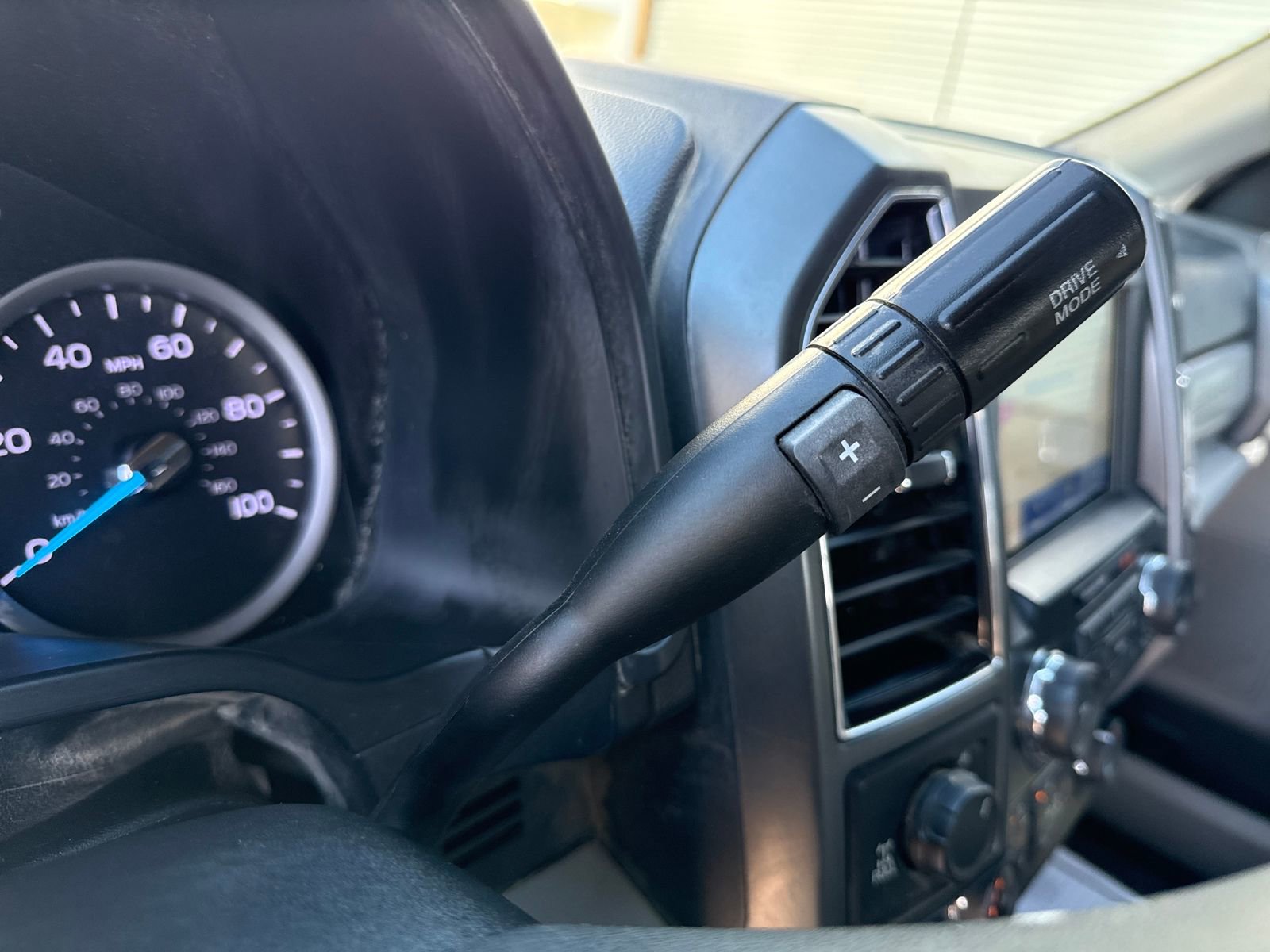 Used 2021 Ford F350 XLT w/ XLT Premium Package image 24