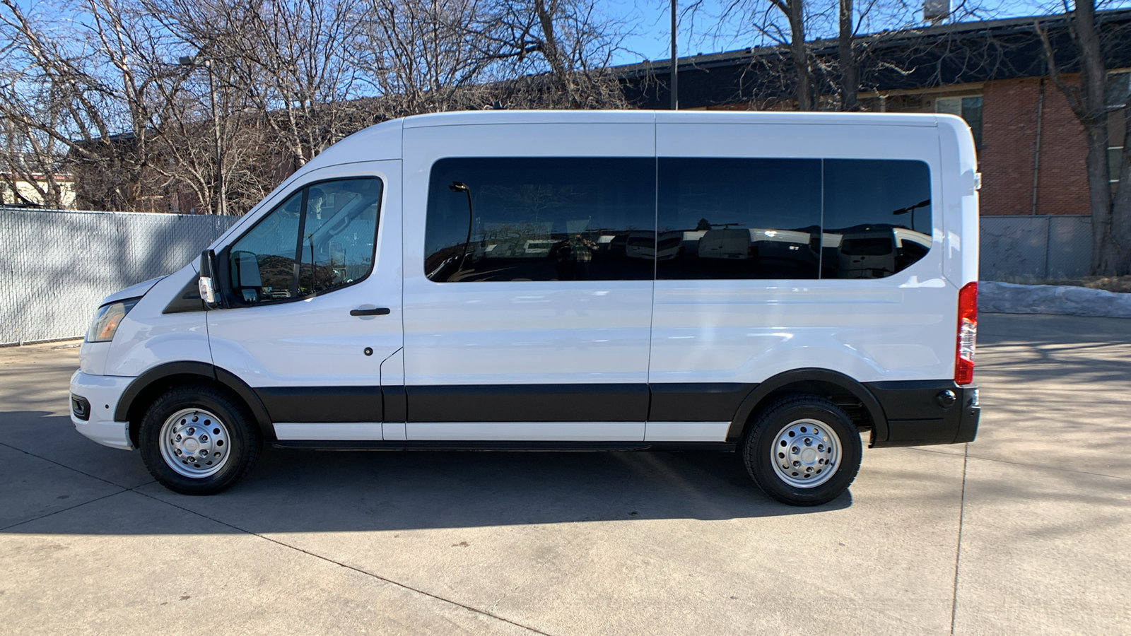 Used 2024 Ford Transit 350 XLT image 2