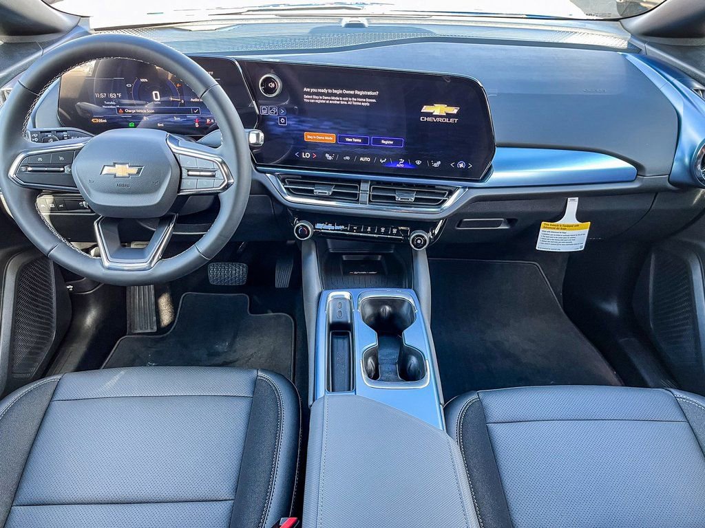 New 2026 Chevrolet Equinox EV LT image 11