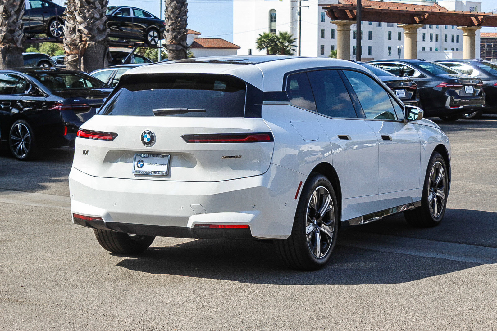 New 2026 BMW iX xDrive60 image 6