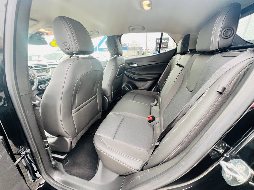 Used 2023 Buick Encore GX Select w/ Sport Touring Package image 30