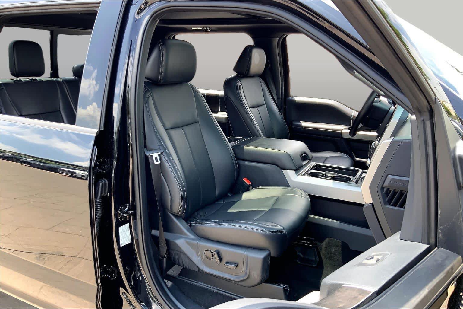 Used 2022 Ford F250 Lariat w/ Lariat Ultimate Package AWD/4WD image 9