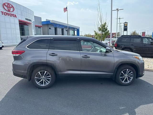 Certified 2019 Toyota Highlander XLE image 8