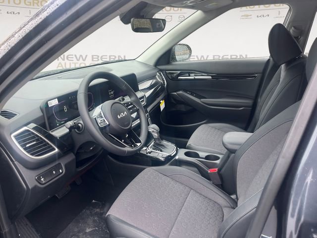 New 2026 Kia Seltos S image 9