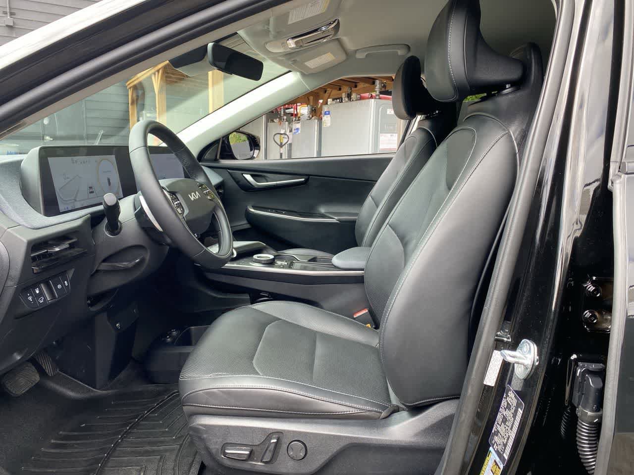 Used 2023 Kia EV6 Wind w/ Wind Technology Package AWD/4WD image 14